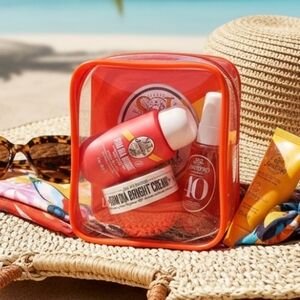 Sol de Janeiro Bom Dia Bright Jet Set New 3-Piece Travel Kit Cheirosa 40